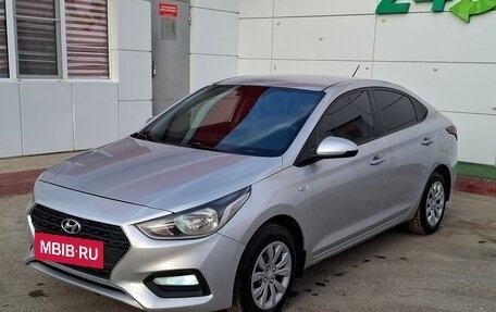 Hyundai Solaris II рестайлинг, 2019 год, 880 000 рублей, 3 фотография