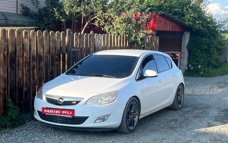 Opel Astra J, 2011 год, 520 000 рублей, 4 фотография