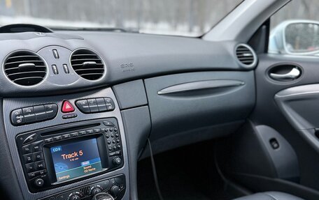 Mercedes-Benz CLK-Класс, 2004 год, 950 000 рублей, 13 фотография