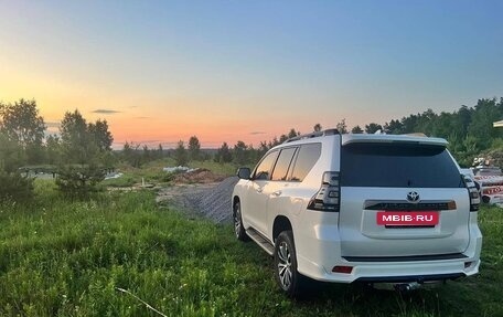 Toyota Land Cruiser Prado 150 рестайлинг 2, 2023 год, 7 800 000 рублей, 9 фотография