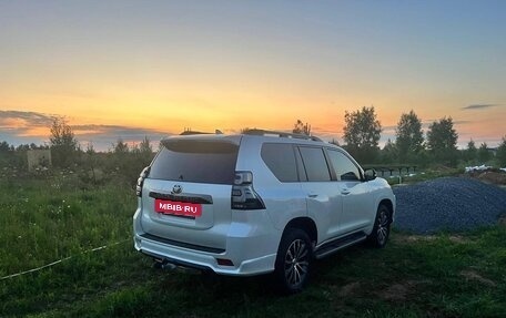 Toyota Land Cruiser Prado 150 рестайлинг 2, 2023 год, 7 800 000 рублей, 4 фотография