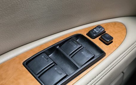 Toyota Avalon, 2005 год, 1 150 000 рублей, 14 фотография