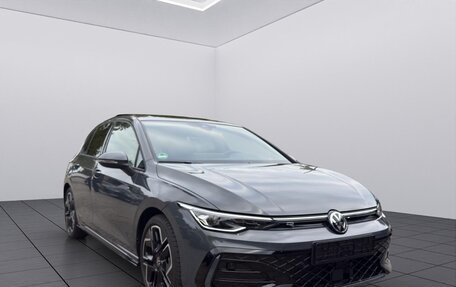 Volkswagen Golf VIII, 2025 год, 4 192 000 рублей, 1 фотография