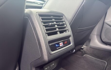 Volkswagen Golf VIII, 2025 год, 4 192 000 рублей, 7 фотография