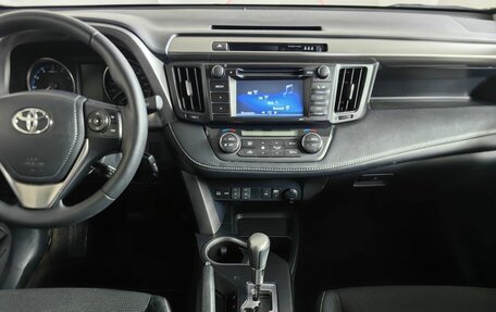 Toyota RAV4, 2016 год, 1 895 000 рублей, 14 фотография