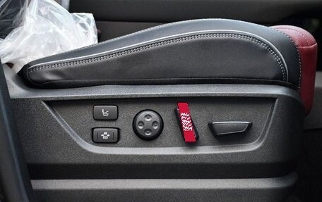 Infiniti QX80, 2025 год, 22 990 000 рублей, 15 фотография