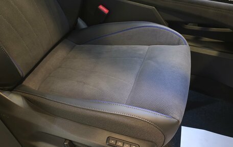 Volkswagen Tiguan, 2025 год, 5 090 000 рублей, 27 фотография