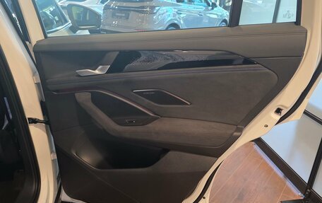 Volkswagen Tiguan, 2025 год, 5 090 000 рублей, 26 фотография