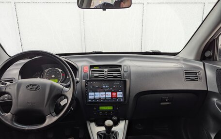 Hyundai Tucson III, 2008 год, 750 000 рублей, 16 фотография