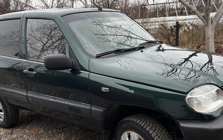 Chevrolet Niva I рестайлинг, 2003 год, 260 000 рублей, 4 фотография