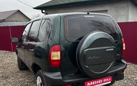 Chevrolet Niva I рестайлинг, 2003 год, 260 000 рублей, 2 фотография