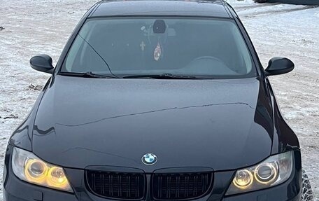 BMW 3 серия, 2008 год, 650 000 рублей, 1 фотография