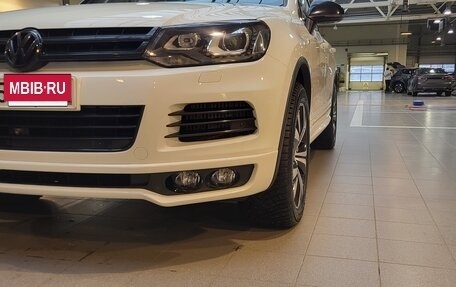 Volkswagen Touareg III, 2012 год, 2 777 555 рублей, 4 фотография