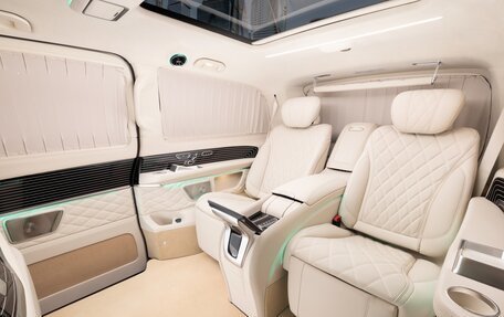 Mercedes-Benz V-Класс, 2025 год, 39 970 000 рублей, 2 фотография