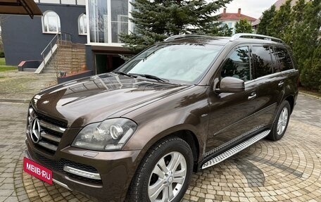 Mercedes-Benz GL-Класс, 2012 год, 2 500 000 рублей, 4 фотография