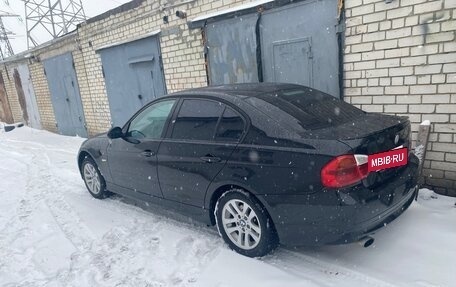 BMW 3 серия, 2008 год, 650 000 рублей, 13 фотография