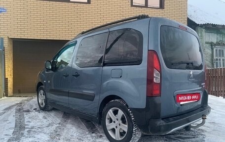Peugeot Partner II рестайлинг 2, 2012 год, 700 000 рублей, 2 фотография