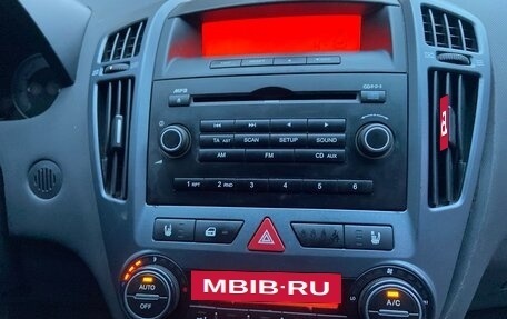 KIA cee'd I рестайлинг, 2008 год, 750 000 рублей, 15 фотография