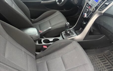 Hyundai i30 II рестайлинг, 2013 год, 900 000 рублей, 8 фотография