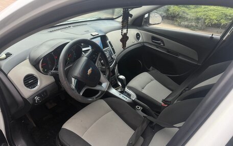 Chevrolet Cruze II, 2012 год, 600 000 рублей, 7 фотография