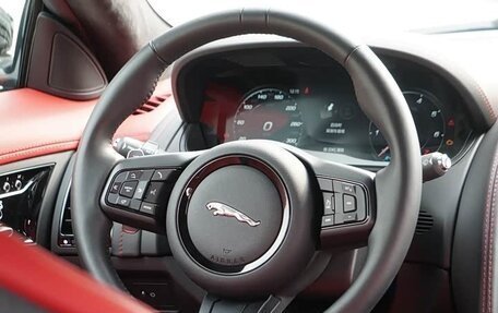 Jaguar F-Type I рестайлинг 2, 2024 год, 8 573 300 рублей, 9 фотография