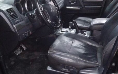 Mitsubishi Pajero IV, 2011 год, 2 000 000 рублей, 7 фотография