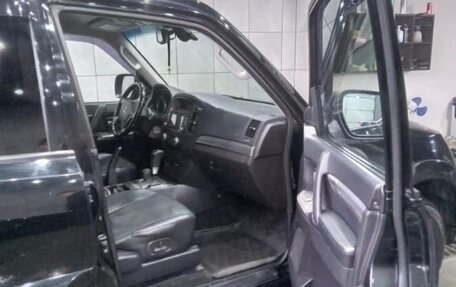 Mitsubishi Pajero IV, 2011 год, 2 000 000 рублей, 9 фотография