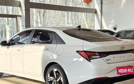 Hyundai Elantra, 2021 год, 1 400 000 рублей, 6 фотография