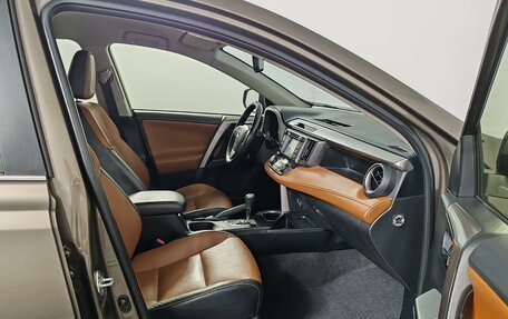 Toyota RAV4, 2016 год, 2 375 000 рублей, 20 фотография