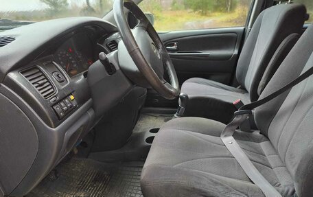 Mazda MPV II, 2002 год, 400 000 рублей, 13 фотография