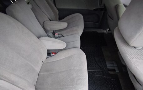 Toyota Sienna III, 2012 год, 1 900 000 рублей, 9 фотография