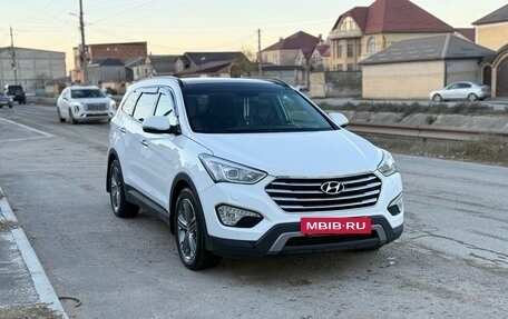 Hyundai Santa Fe III рестайлинг, 2013 год, 1 850 000 рублей, 2 фотография