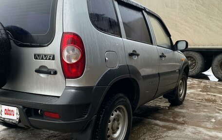 Chevrolet Niva I рестайлинг, 2010 год, 480 000 рублей, 5 фотография