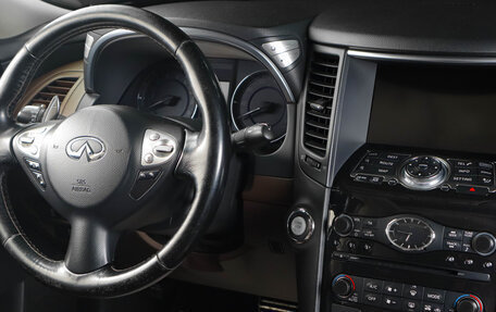 Infiniti FX II, 2012 год, 1 969 000 рублей, 12 фотография