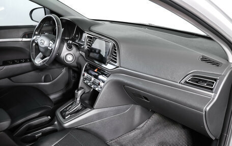 Hyundai Elantra VI рестайлинг, 2019 год, 1 427 000 рублей, 10 фотография