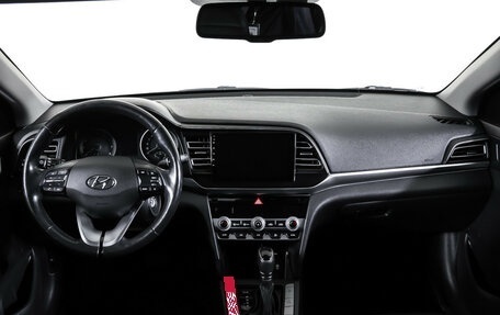 Hyundai Elantra VI рестайлинг, 2019 год, 1 427 000 рублей, 12 фотография