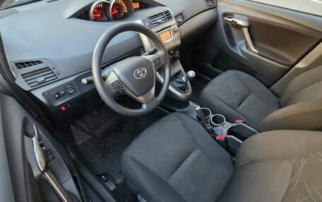Toyota Verso I, 2009 год, 1 000 000 рублей, 5 фотография