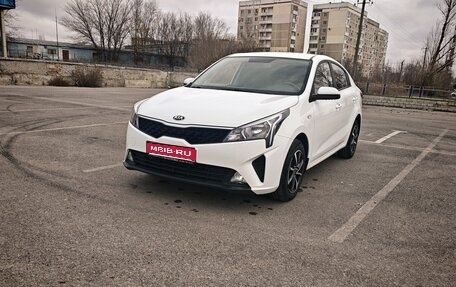 KIA Rio IV, 2020 год, 1 480 000 рублей, 1 фотография