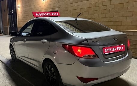 Hyundai Solaris II рестайлинг, 2014 год, 650 000 рублей, 4 фотография