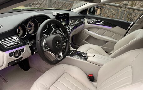 Mercedes-Benz CLS, 2016 год, 2 950 000 рублей, 3 фотография