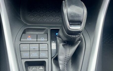 Toyota RAV4, 2020 год, 2 780 000 рублей, 11 фотография