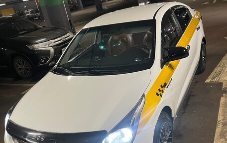 KIA Rio IV, 2018 год, 1 100 000 рублей, 2 фотография