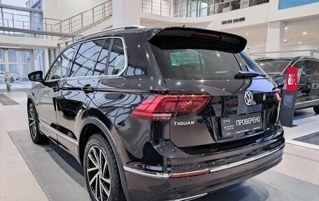 Volkswagen Tiguan II, 2019 год, 3 154 000 рублей, 8 фотография