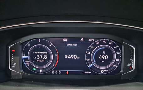 Volkswagen Tiguan II, 2019 год, 3 154 000 рублей, 16 фотография