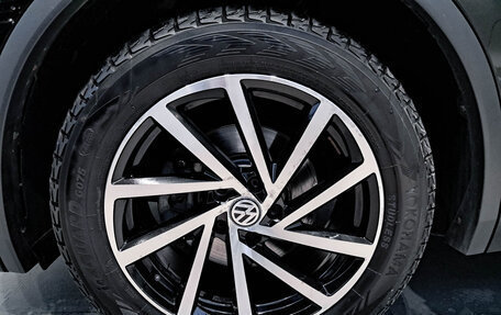 Volkswagen Tiguan II, 2019 год, 3 154 000 рублей, 22 фотография