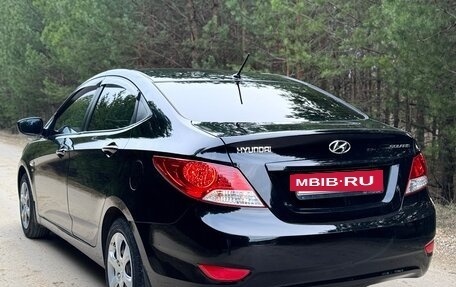 Hyundai Solaris II рестайлинг, 2013 год, 1 220 000 рублей, 3 фотография