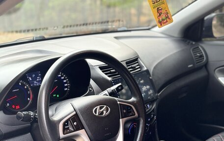 Hyundai Solaris II рестайлинг, 2013 год, 1 220 000 рублей, 5 фотография