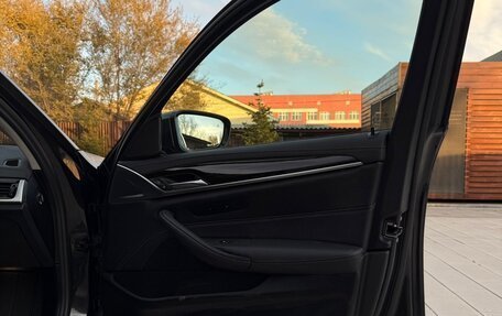BMW 5 серия, 2023 год, 4 500 000 рублей, 10 фотография