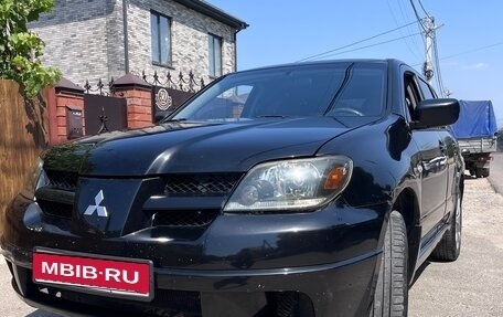 Mitsubishi Outlander III рестайлинг 3, 2002 год, 555 000 рублей, 1 фотография