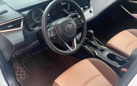 Toyota Corolla, 2021 год, 2 300 000 рублей, 6 фотография